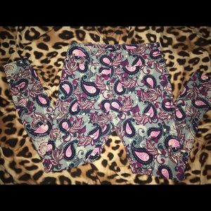 Lularoe Paisley pattern leggings Size: curvy